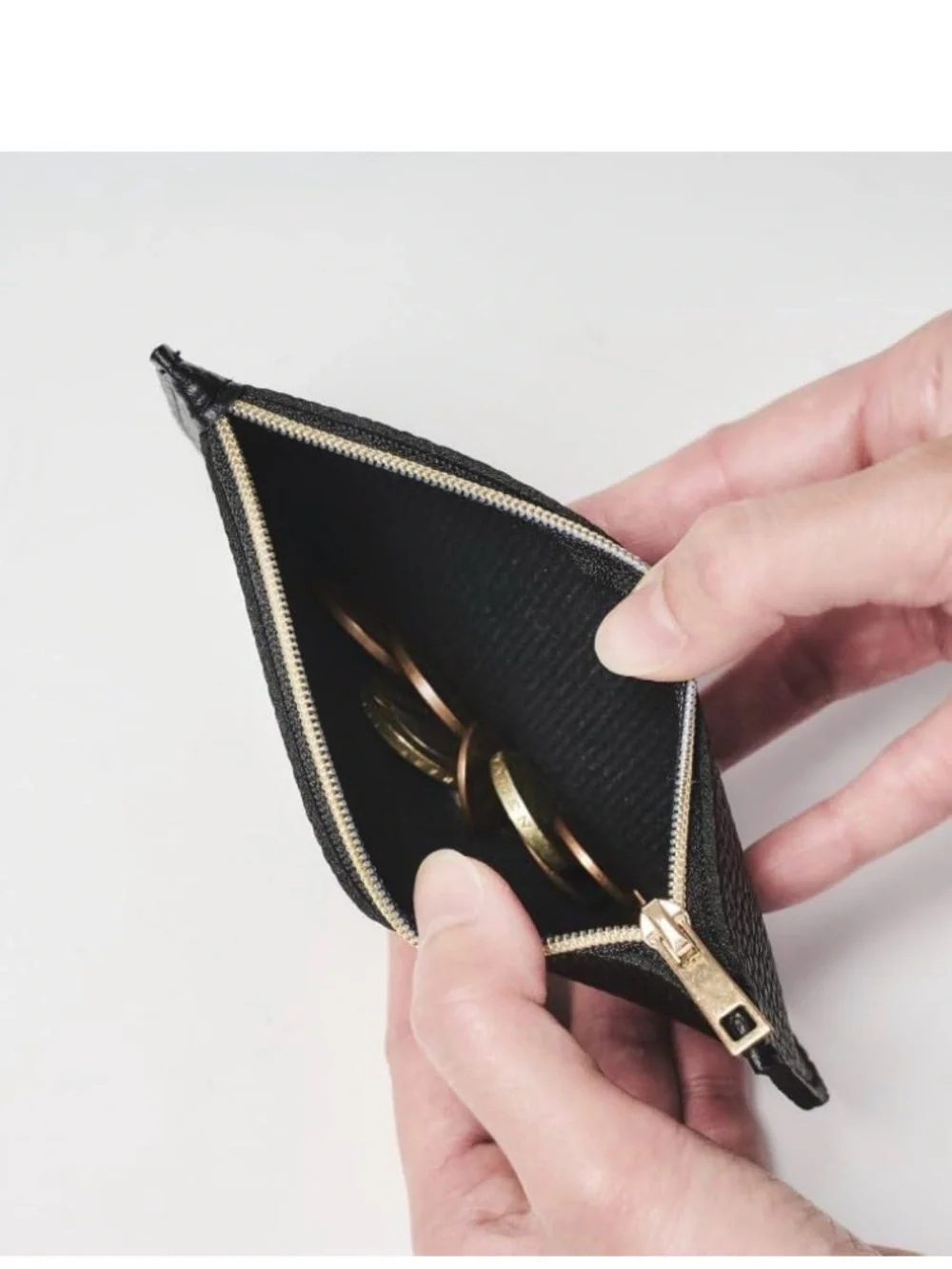 YOUNG OLSEN The DRYGOODS STORE WOMEN UNISEX BLACK WALLET -AUTHENTIC NEW-